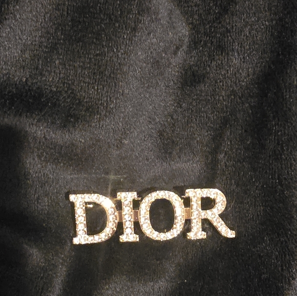 Dior 18kgp Black Velvet with Gold Embellished Logo - Picture 1 of 15